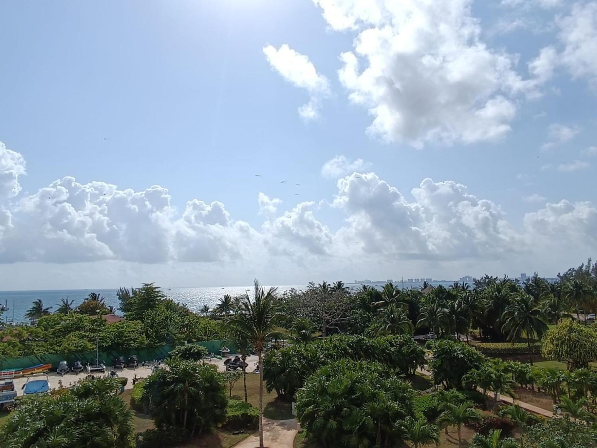 New Beachfront Luxury Apartments Cancun Ngoại thất bức ảnh