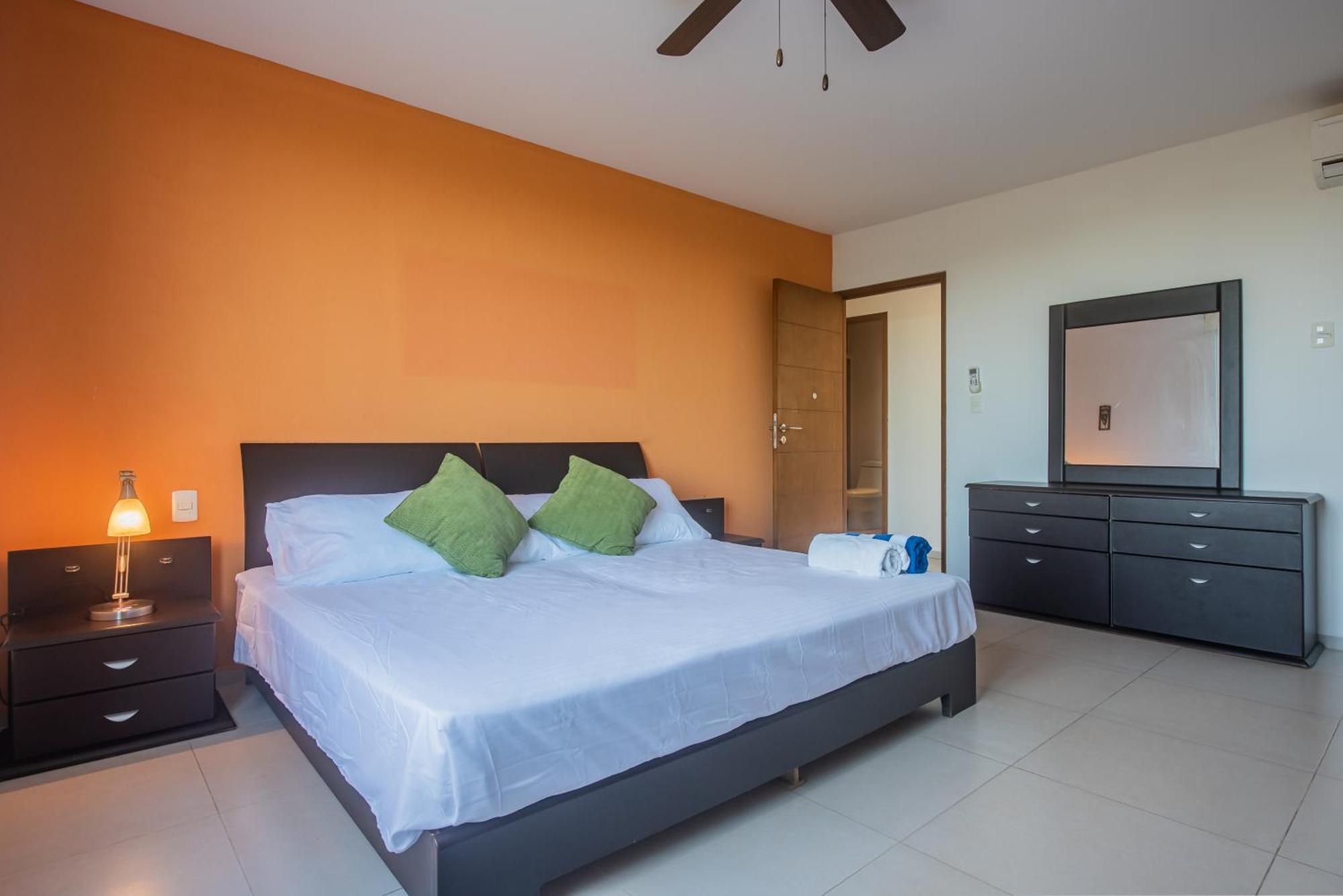 New Beachfront Luxury Apartments Cancun Ngoại thất bức ảnh